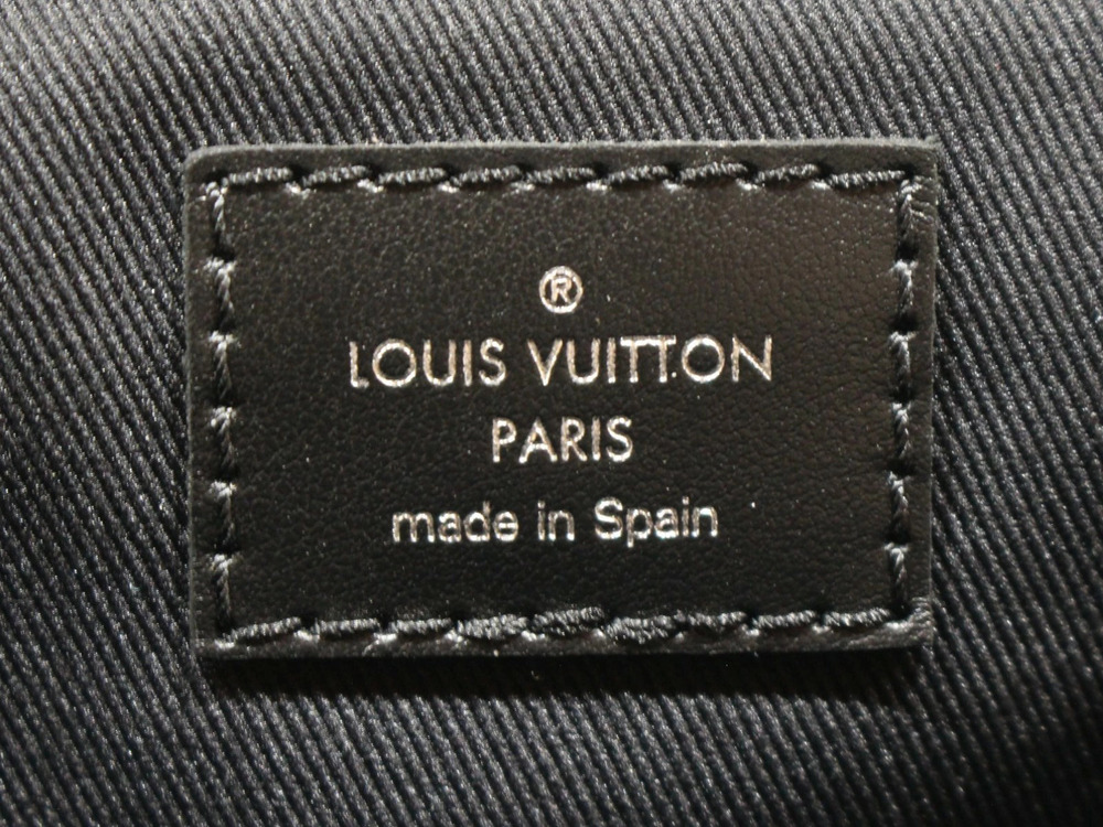 LOUIS VUITTON District Monogram Eclipse Black Canvas Black Crossbody Bag